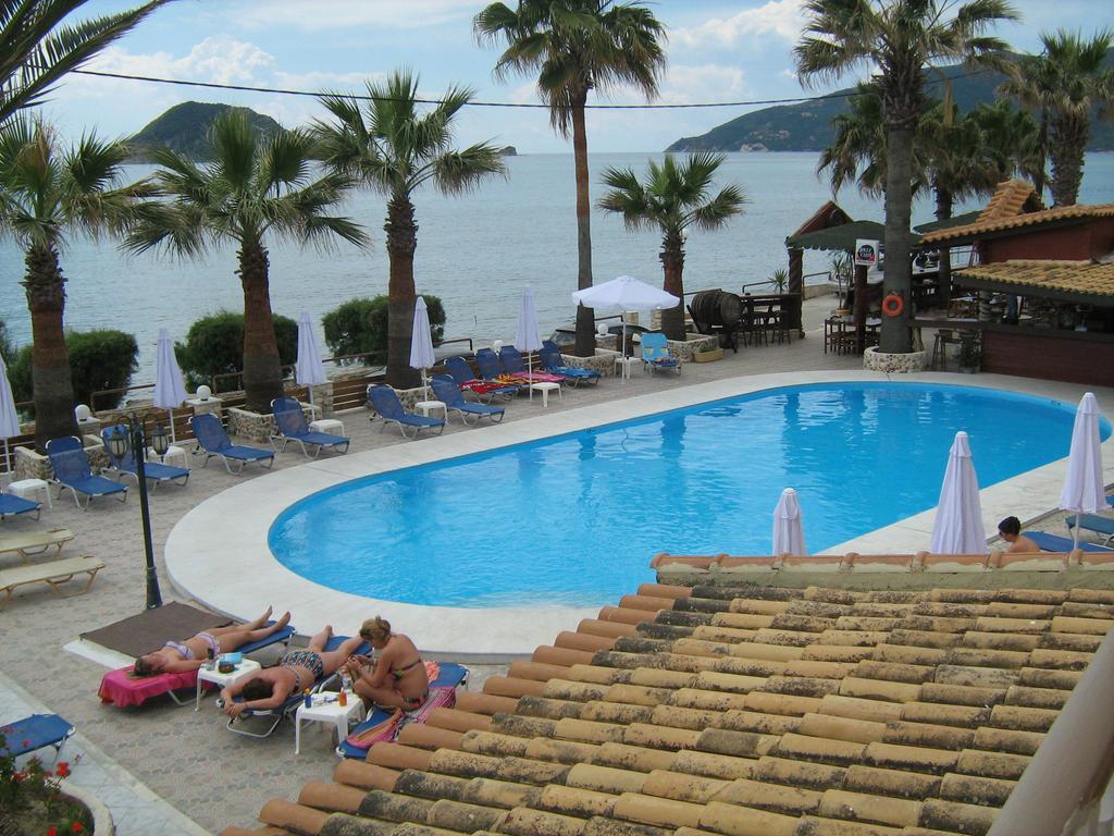Turtle Beach Agios Sostis  Exteriör bild