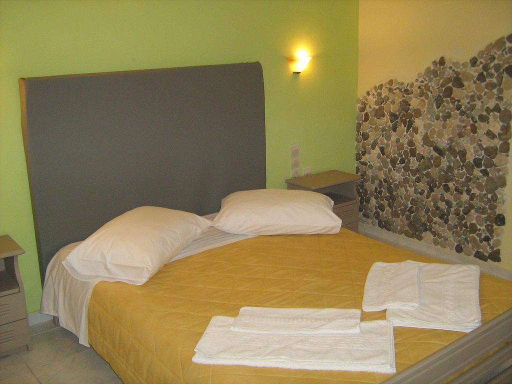 Turtle Beach Agios Sostis  Exteriör bild