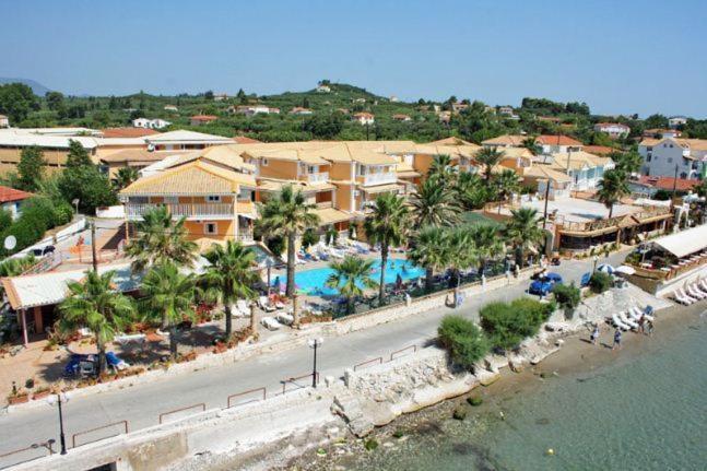 Turtle Beach Agios Sostis  Exteriör bild